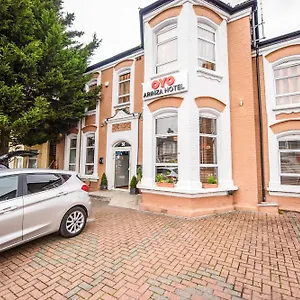 Arinza Hotel, London *** Ilford
